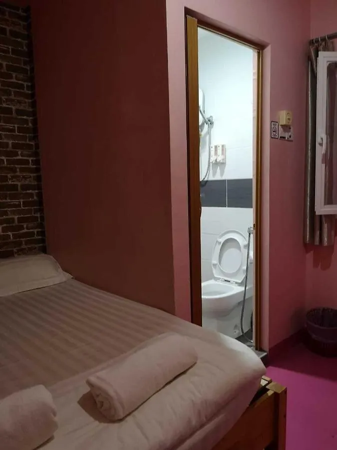 Sim cityStay George Town Hostel